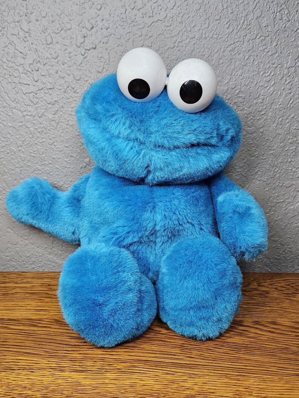 Sesame Street Tickle Me Cookie Monster 1997
